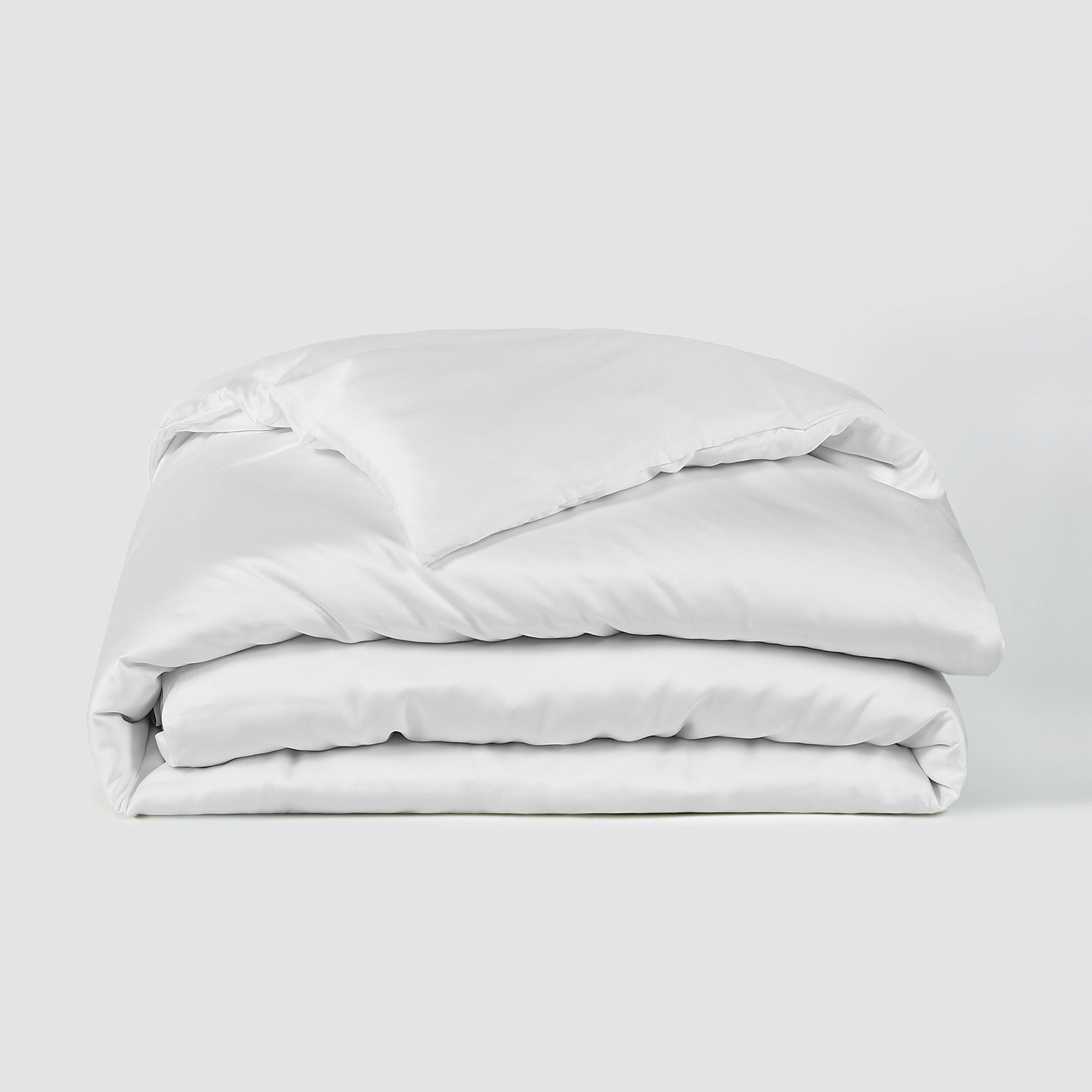 BONUSSTOCK: Vegan Silk Bedding Bundle With Duvet Cover